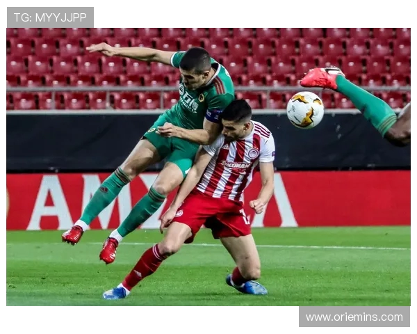 士j亭与奥林比亚高斯的精彩对决揭示足球战术与团队合作的魅力